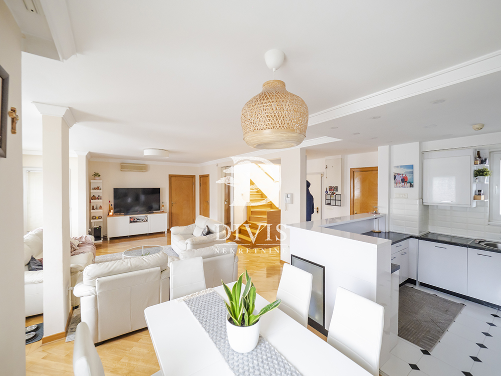 Slika 2 - Durmitorska , Četvorosoban stan na prodaju, 149m2, 450.000€